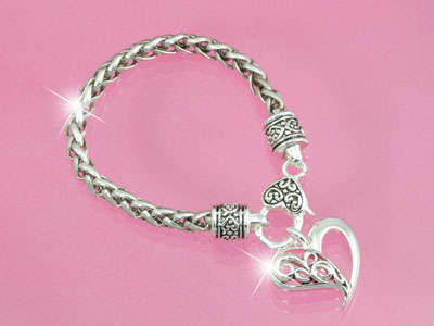 HEART SILVER CHAIN BRACELET WOW!!!!