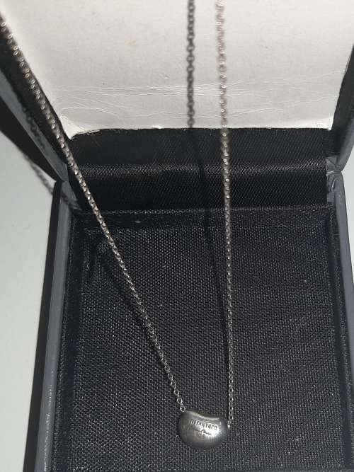 Vintage Tiffany Bean necklace by Elsa Peretti