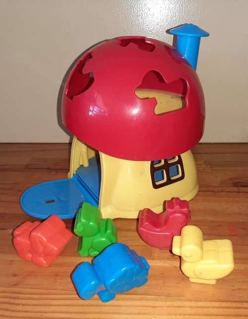 Vintage Matchbox sorting toy