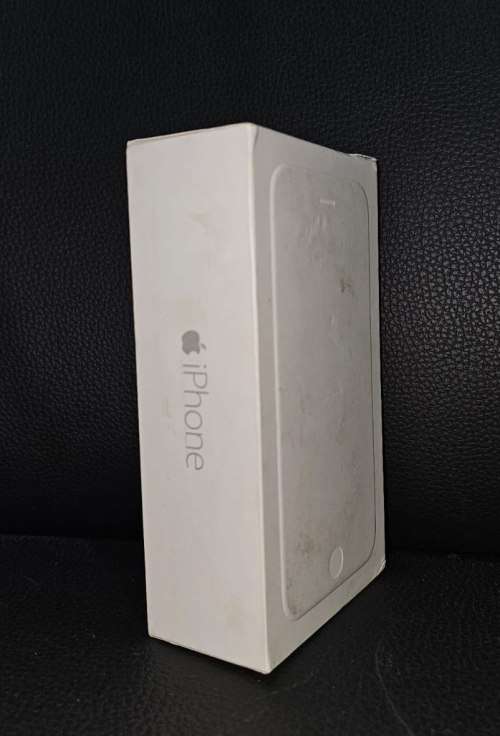 iPhone 6 - 16 GB - Cracked Screen