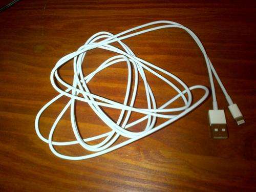 3 meter long iPhone 5, iPad 4, iPad mini & new gen iPod touch cables!!