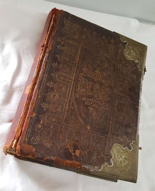 Dutch Bible (Pre 1850)