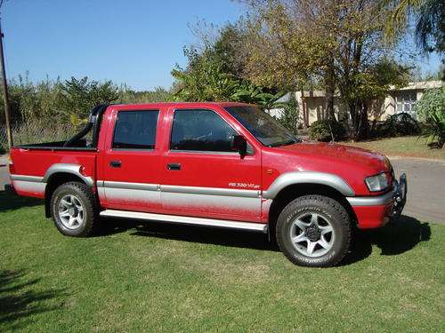 Isuzu 320 V6 4x4 D/C