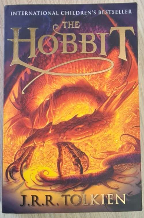 The Hobbit (Paperback) J. R. R. Tolkien