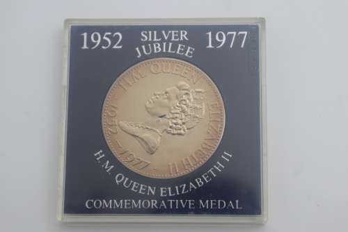 Medallion - Elizabeth II Silver Jubilee 1952-1977 Nick