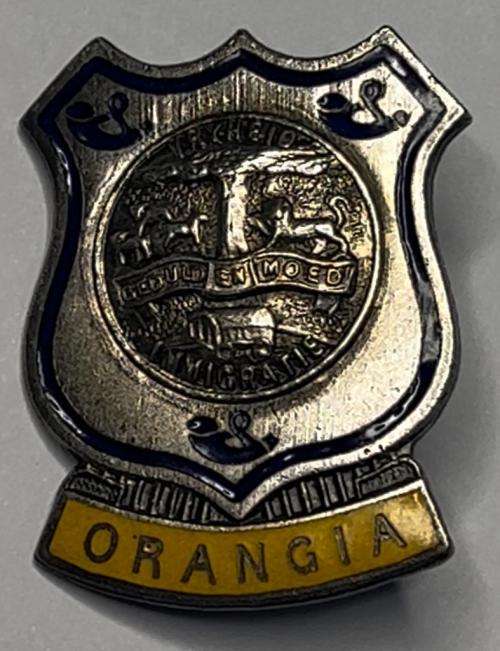 SOUTH AFRICA : Vintage Orangia pin badge - Vryheid-Geduld en Moed Immigratie