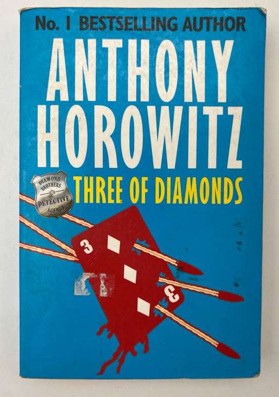 THE DIAMOND BROTHERS INTHREE OF DIAMONDS Anthony Horowitz Medium Paperback