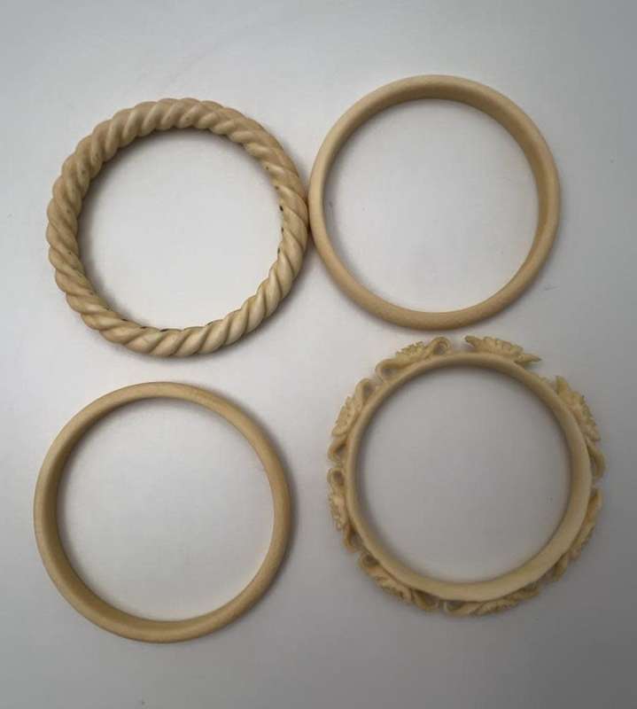 Vintage Carved Bangle Set of 3, Ivory Bangle