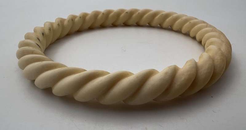 Vintage Carved Bangle Set of 3, Ivory Bangle
