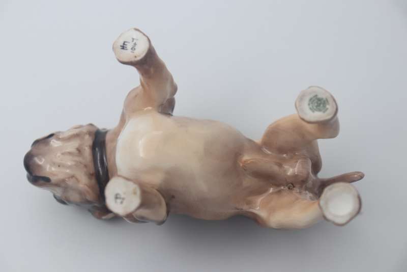 Royal Doulton Bulldog HN 1047 Dog Figurine
