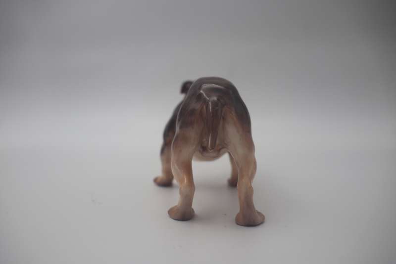 Royal Doulton Bulldog HN 1047 Dog Figurine