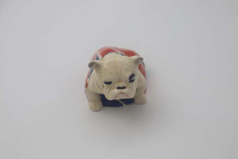 1938 Royal Doulton Vintage British Union Jack Bulldog Figurine RN 645 658