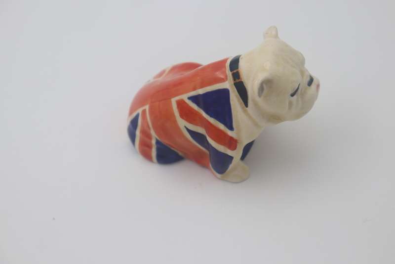 1938 Royal Doulton Vintage British Union Jack Bulldog Figurine RN 645 658
