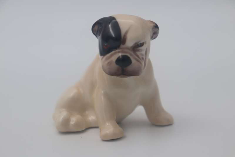 Vintage Royal Doulton Sitting Bulldog K2 9