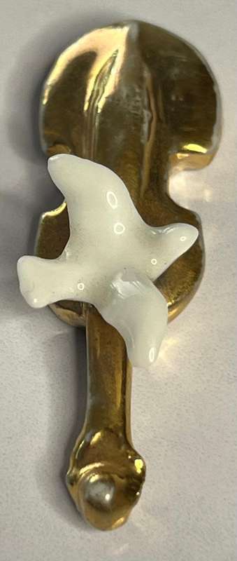 Germany Art Figurine Violin Rare Hand Decorative Violin with White Dove M060