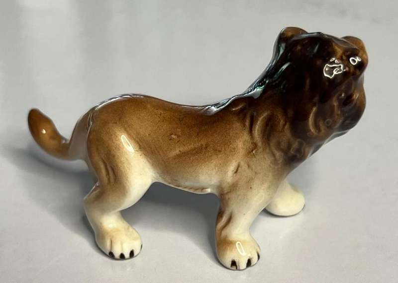 Lion and dog figurine
