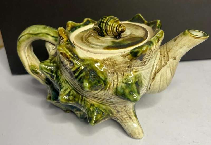 Majolica Style Green & Brown Seashell Conch Shell Japanese Tea Set (Teapot, Sugar bowl and Milk jug)