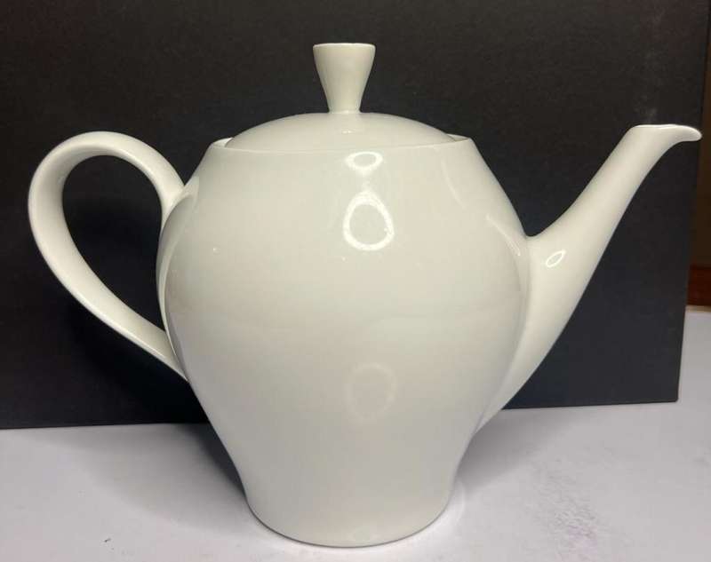 Vintage Richard Ginori White Porcelain Teapot