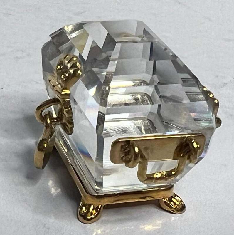 SWAROVSKI CRYSTAL MEMORIES  TREASURE CHEST GOLD