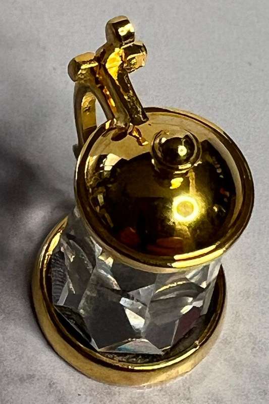 SWAROVSKI CRYSTAL MEMORIES  BEER MUG GOLD