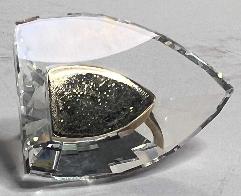 SWAROVSKI CRYSTAL MEMORIES  IRON GOLD