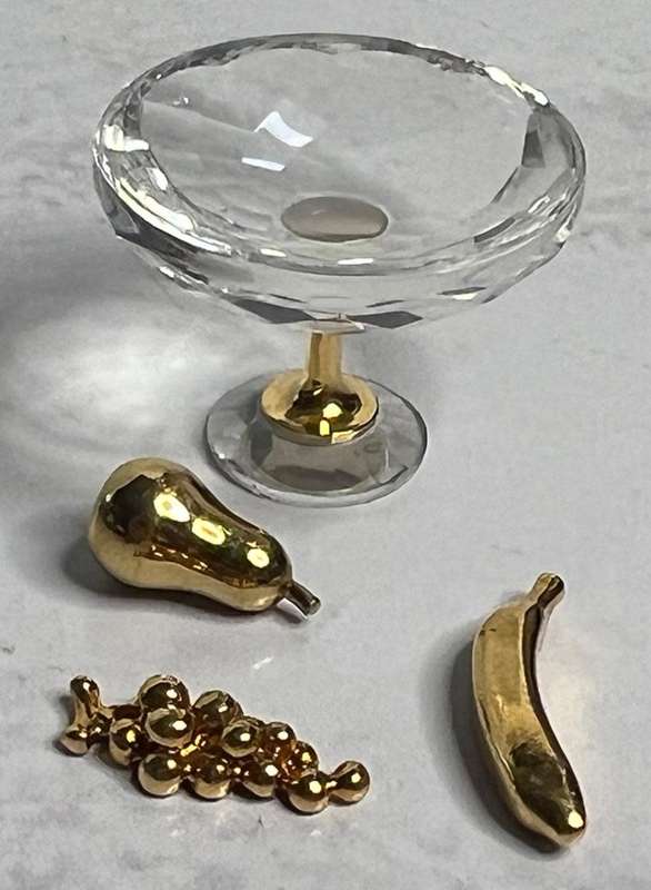 SWAROVSKI CRYSTAL MEMORIES  FRUIT BOWL GOLD