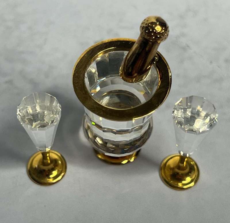 SWAROVSKI CRYSTAL MEMORIES  SPARKLING WINE COOLER / 2 FLUTES GOLD