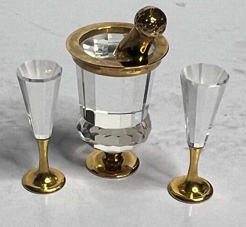 SWAROVSKI CRYSTAL MEMORIES  SPARKLING WINE COOLER / 2 FLUTES GOLD