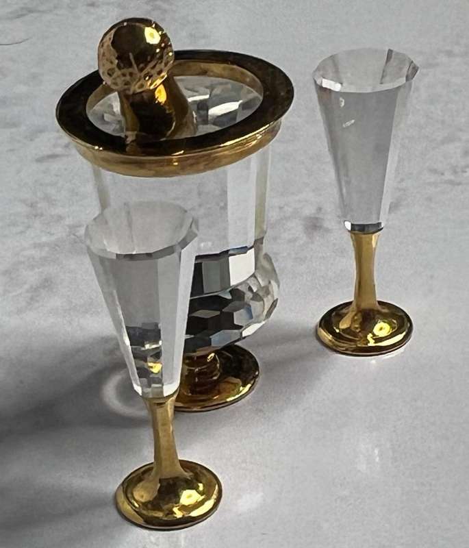 SWAROVSKI CRYSTAL MEMORIES  SPARKLING WINE COOLER / 2 FLUTES GOLD