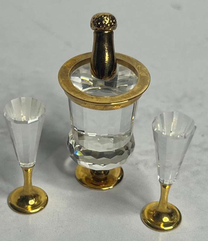 SWAROVSKI CRYSTAL MEMORIES  SPARKLING WINE COOLER / 2 FLUTES GOLD