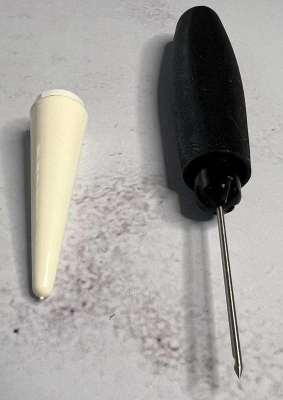 Vintage Corkette `Take the Strain out of Bottle Opening` Black Cork Extractor
