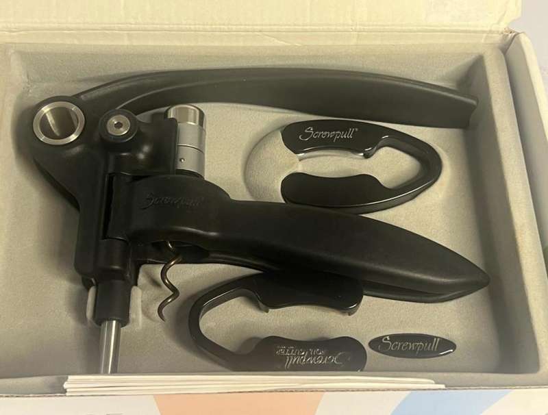 RARE VINTAGE Le CREUSET CSCREWPULL LEVER MODEL LM-205 SET WINE CORK OPENER & x2 FOIL CUTTERS