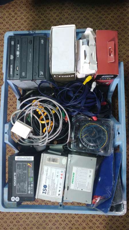 COMPUTER SPARES  (PSU, DVD rwr's +LOTS  dont miss out )