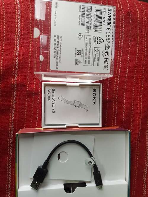 SONY XPERIA XA ULTRA + SONY SMARTWATCH 3 in box