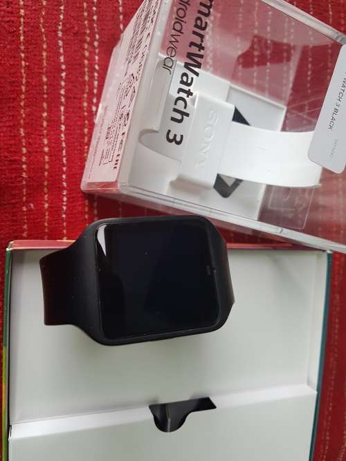 SONY XPERIA XA ULTRA + SONY SMARTWATCH 3 in box