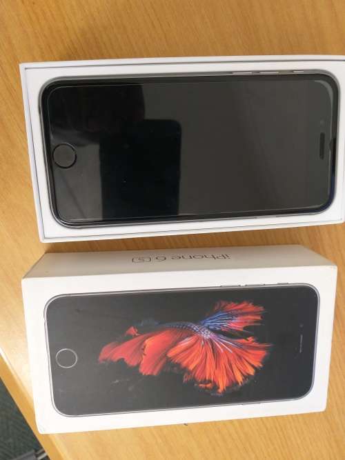 APPLE IPHONE 6S , 64GB  IN BOX EXCELLENT CONDITION