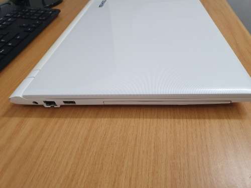 TOSHIBA  GAMING LAPTOP , I7 5TH GEN, 8GB RAM , NVIDEA GT930M