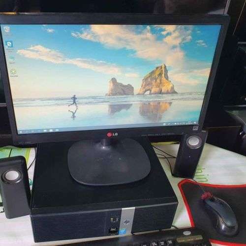 Hp RP5810 , complete setup, CORE I5 , 120GB SSD , 320GB HDD, 4GB RAM, 20 inches led screen