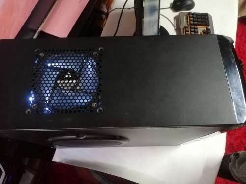 GAMING COMPUTER ,CORE I5 6TH GEN, 2GB GRAPHICS 240SSD , 1TB HDD KEYBOARD AND MOUSE, 20` MONITOR