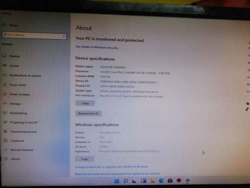 GAMING COMPUTER ,CORE I5 6TH GEN, 2GB GRAPHICS 240SSD , 1TB HDD KEYBOARD AND MOUSE, 20` MONITOR