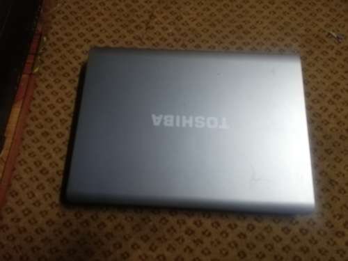 TOSHIBA L300 LAPTOP