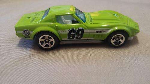 '69 COPO Corvette Hot wheels car
