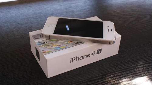iphone 4s 16gb WHITE