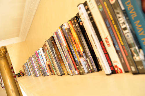 100 Hollywood Blockbuster DVD's!