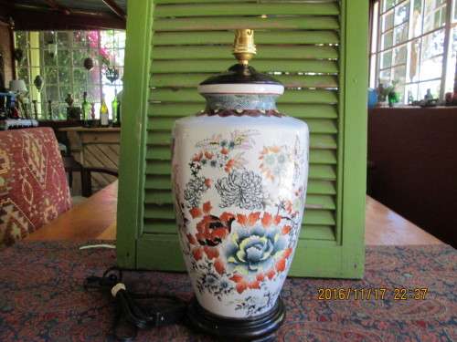 Attractive Chinese Lamp (3)
