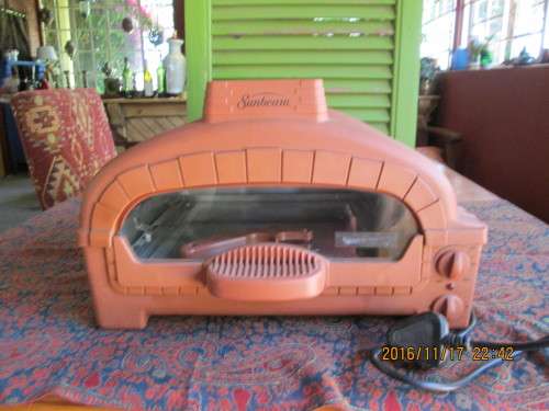 Sunbeam Home Pizza Oven