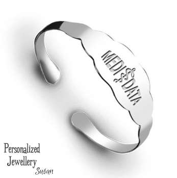 Personalized Stainless Steel Medical Data: Scalloped Bracelet