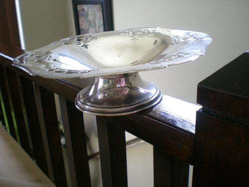Lovely Dish on Stand EPNS. Cake Stand.