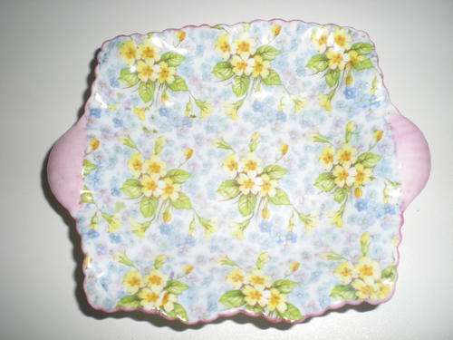 Lovely Little Scalloped Edge Shelley Dish