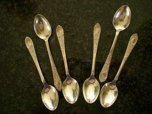Set of Six Tea Spoons.EPNS Plate.